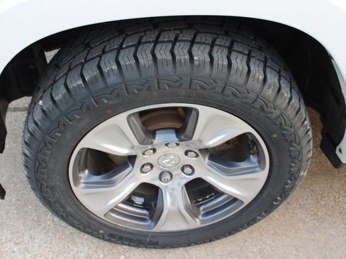 Used 2022 RAM 1500 Laramie image 18