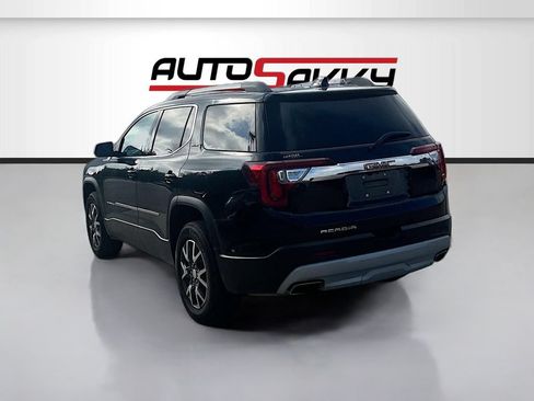 Used 2022 GMC Acadia SLE w/ Driver Convenience Package FWD image 5