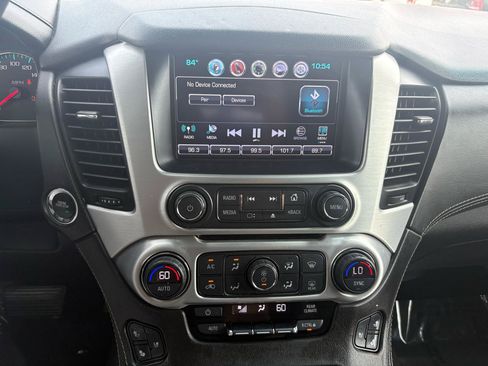 Used 2017 GMC Yukon SLT w/ Premium Edition AWD/4WD image 38