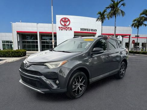 Used 2016 Toyota RAV4 SE FWD image 3