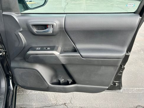 Used 2023 Toyota Tacoma TRD Off-Road w/ Technology Package image 26