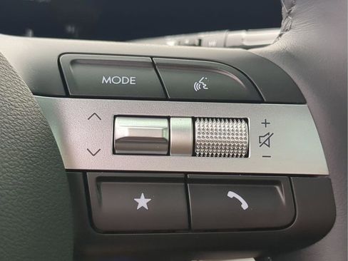 New 2026 Hyundai Tucson Limited FWD image 35