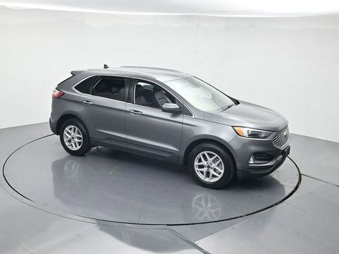 Certified 2024 Ford Edge SEL w/ Convenience Package AWD/4WD image 40