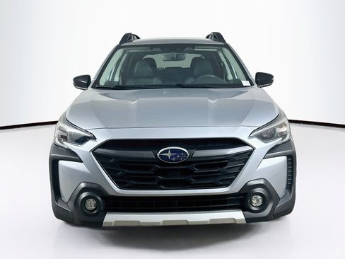 Used 2024 Subaru Outback Limited AWD/4WD image 2
