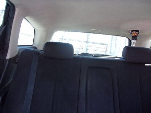 Used 2011 MAZDA CX-7 i Sport w/ Convenience Pkg image 12