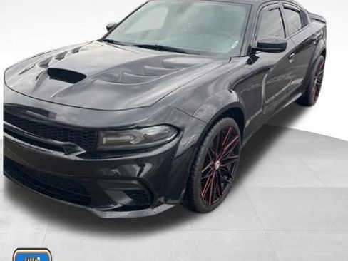 Used 2015 Dodge Charger SXT w/ Plus Group image 1