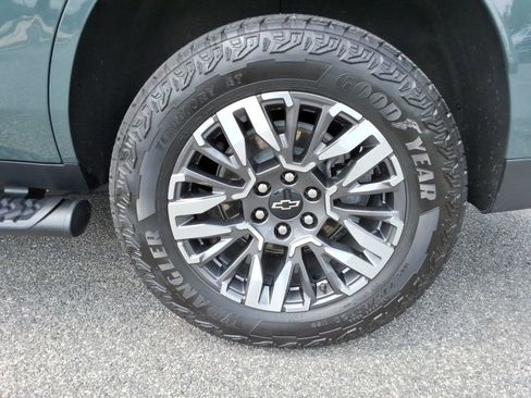 Certified 2026 Chevrolet Tahoe Z71 w/ Z71 Off-Road Package AWD/4WD image 13