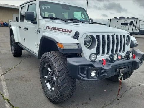 Used 2020 Jeep Gladiator Rubicon AWD/4WD image 3