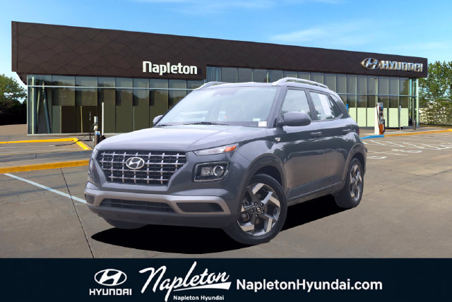 Used 2025 Hyundai Venue SEL FWD image 1