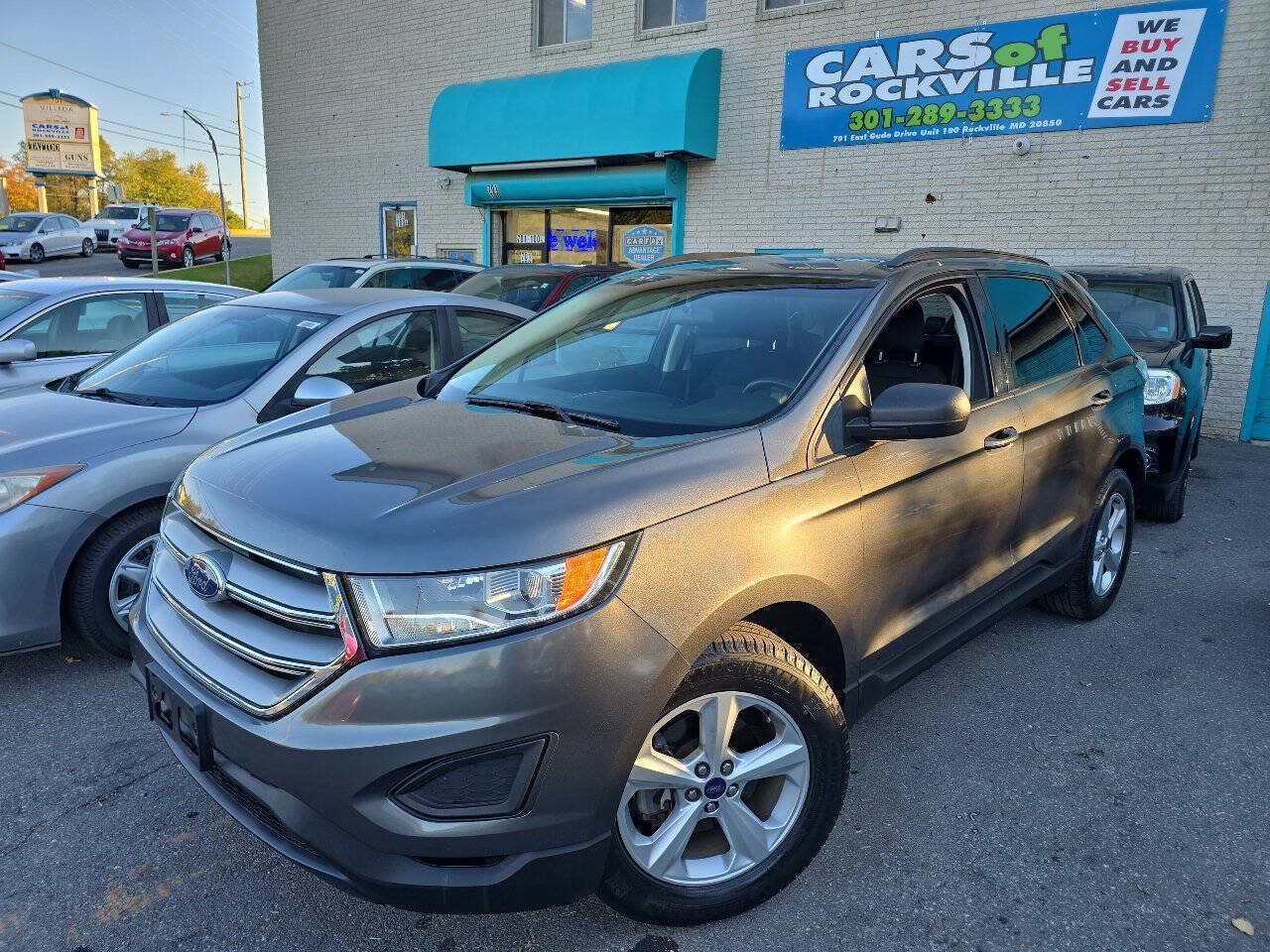 Used 2016 Ford Edge SE FWD image 3