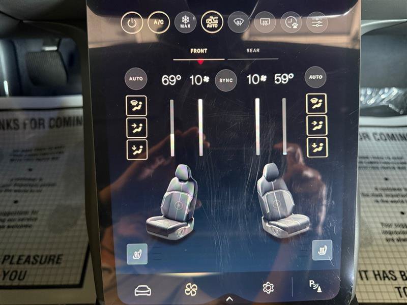 Used 2024 Lucid Air Pure RWD image 27
