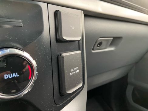 Used 2022 Ford F150 XLT w/ Equipment Group 302A High image 33