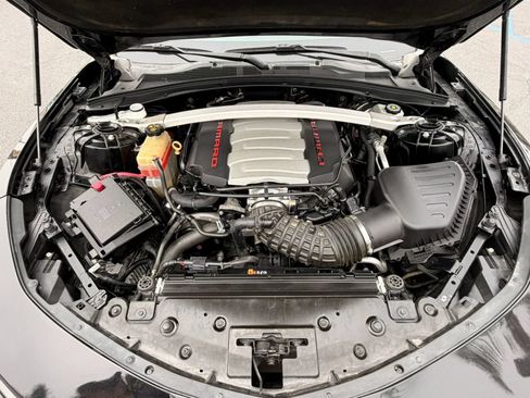 Used 2019 Chevrolet Camaro SS RWD image 20