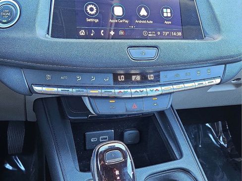 Used 2023 Cadillac XT4 Premium Luxury image 30