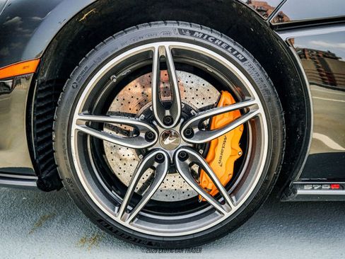 Used 2019 McLaren 570S Spider image 62