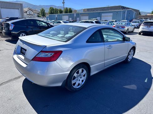 Used 2011 Honda Civic LX image 3