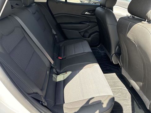 Used 2024 Chevrolet Trax LT w/ Driver Confidence Package image 21