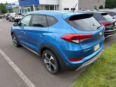 Used 2017 Hyundai Tucson Sport w/ Cargo Package FWD image 6