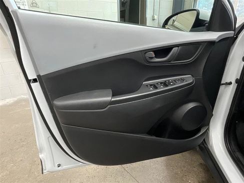 Used 2018 Hyundai Kona SE AWD/4WD image 10