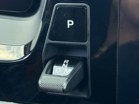 Used 2025 Porsche Panamera 4 w/ Premium Package image 25