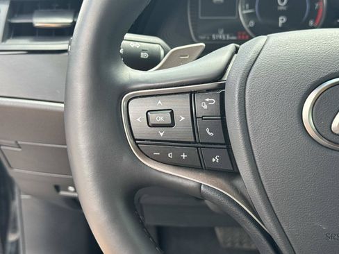 Certified 2025 Lexus ES 350 w/ Premium Package FWD image 27