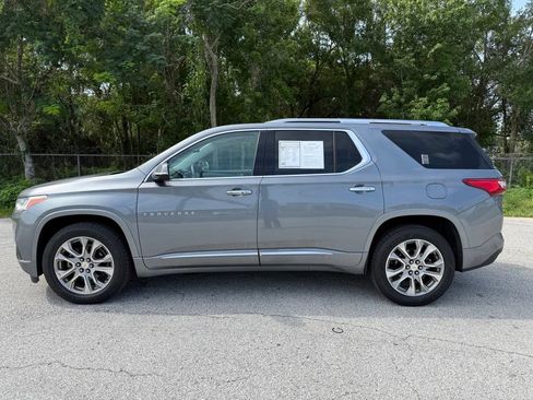 Used 2018 Chevrolet Traverse Premier w/ Driver Confidence II Package FWD image 13