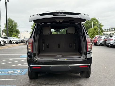 Used 2024 Chevrolet Tahoe LT RWD image 15
