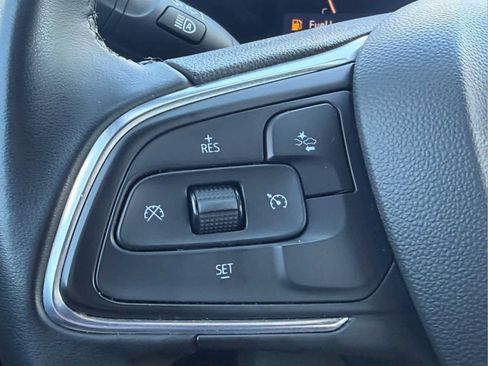Used 2024 Buick Envista Sport Touring FWD image 57