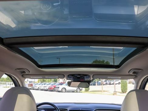 Certified 2024 Hyundai Tucson Limited FWD image 10