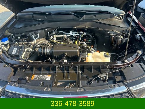 Used 2023 Ford Explorer XLT w/ Equipment Group 202A AWD/4WD image 24