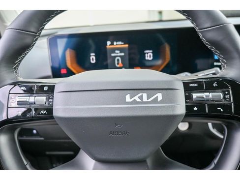 New 2026 Kia Sorento S image 17