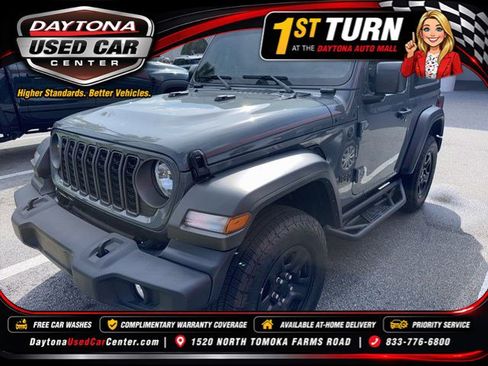 Used 2025 Jeep Wrangler Sport AWD/4WD image 1