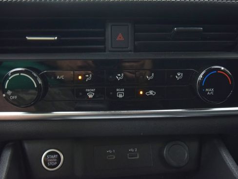 Used 2023 Nissan Rogue S FWD image 29