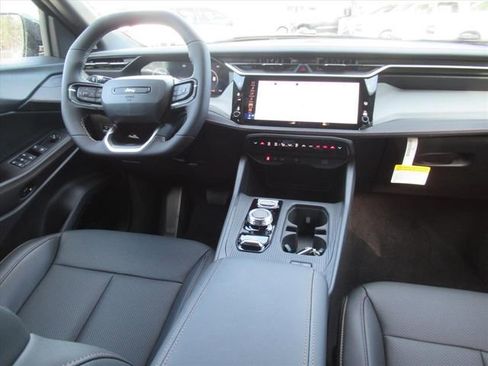 New 2026 Jeep Cherokee Limited AWD/4WD image 13