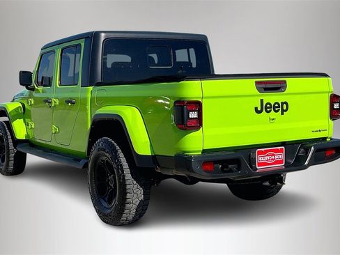 Used 2021 Jeep Gladiator Sport image 4