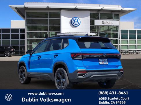 New 2025 Volkswagen Taos SE image 6