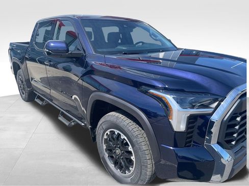 New 2026 Toyota Tundra SR5 AWD/4WD image 10