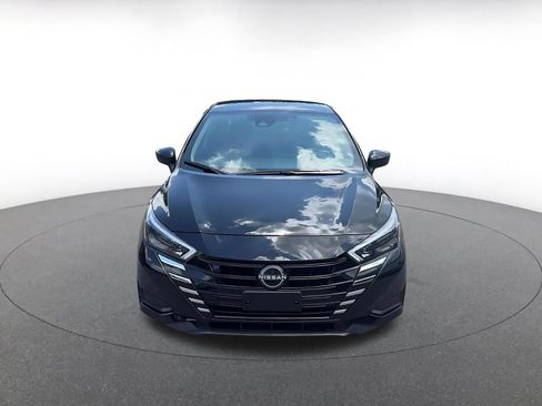 Used 2025 Nissan Versa SV FWD image 3