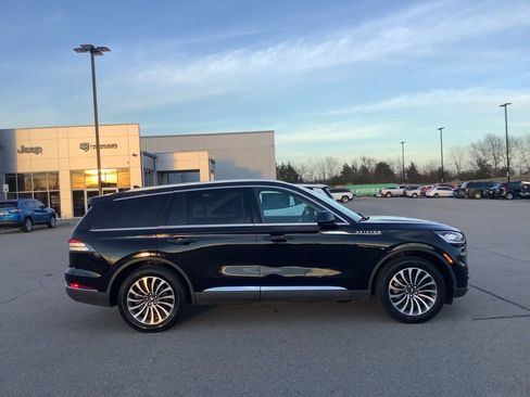 Used 2020 Lincoln Aviator Reserve w/ Elements Package Plus image 7