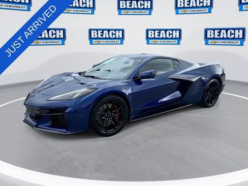 New 2027 Chevrolet Corvette Grand Sport w/ Z52 Sport Performance Package RWD image 1