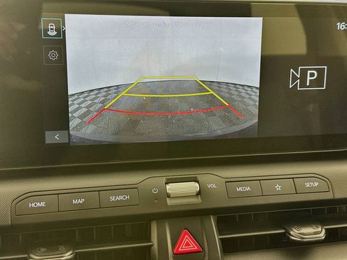 Used 2025 Kia K4 FWD image 23