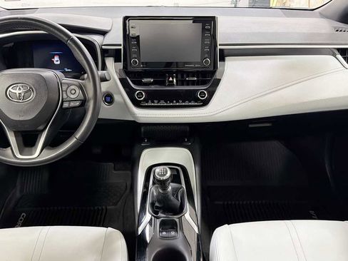 Certified 2022 Toyota Corolla XSE FWD image 25