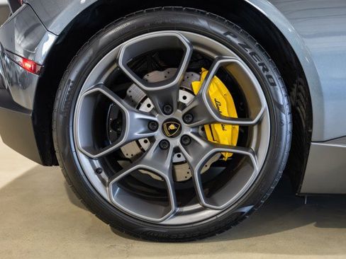 Used 2016 Lamborghini Huracan LP 580-2 image 27