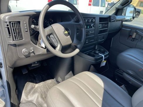 New 2025 Chevrolet Express 2500 w/ Driver Convenience Package image 19