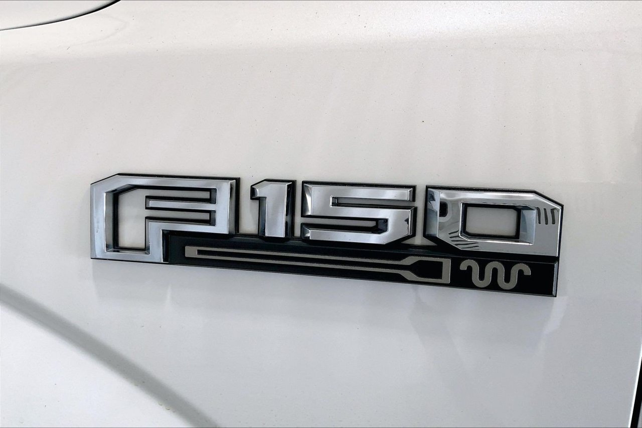 Used 2018 Ford F150 King Ranch w/ Equipment Group 601A Luxury AWD/4WD image 9