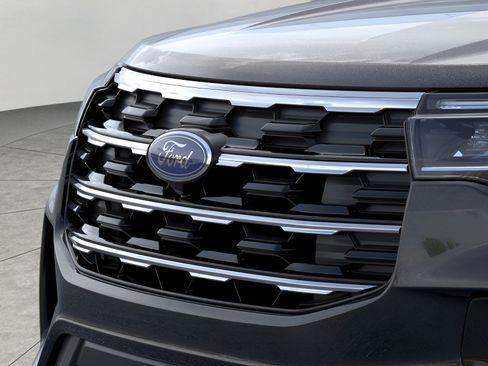 New 2026 Ford Explorer Active w/ Active Comfort Package AWD/4WD image 17