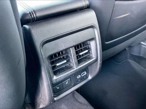 Used 2022 Cadillac XT4 Premium Luxury w/ Enhanced Visibility Package FWD image 24