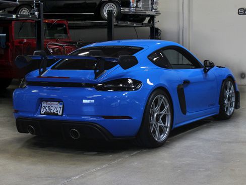 Used 2023 Porsche 718 Cayman GT4 RS image 7