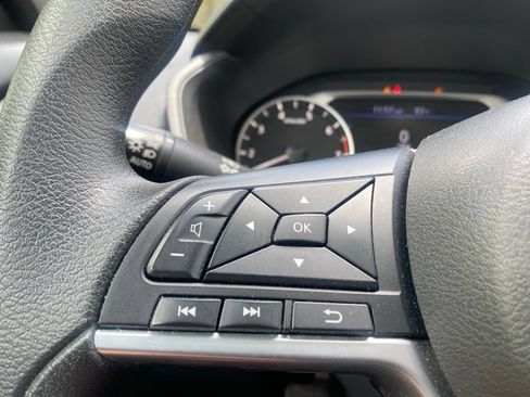 Certified 2025 Nissan Altima 2.5 SV FWD image 19