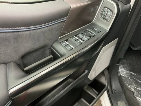 New 2026 Ford F250 Platinum AWD/4WD image 17